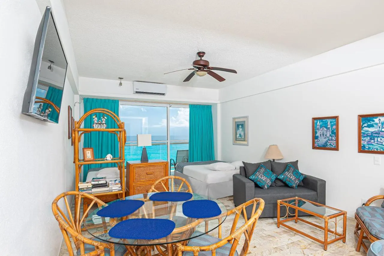 Cancun Lovely Apartment 0*,